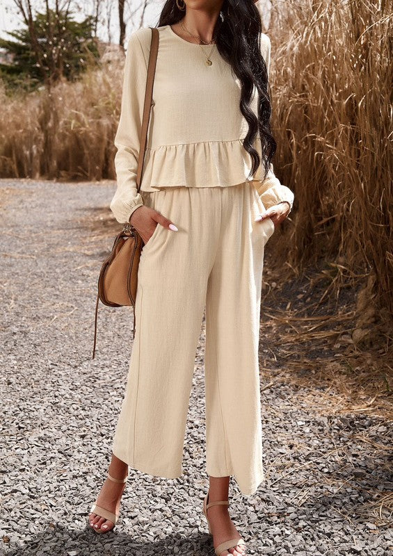 Two piece long sleeve pant set at a women’s boutique